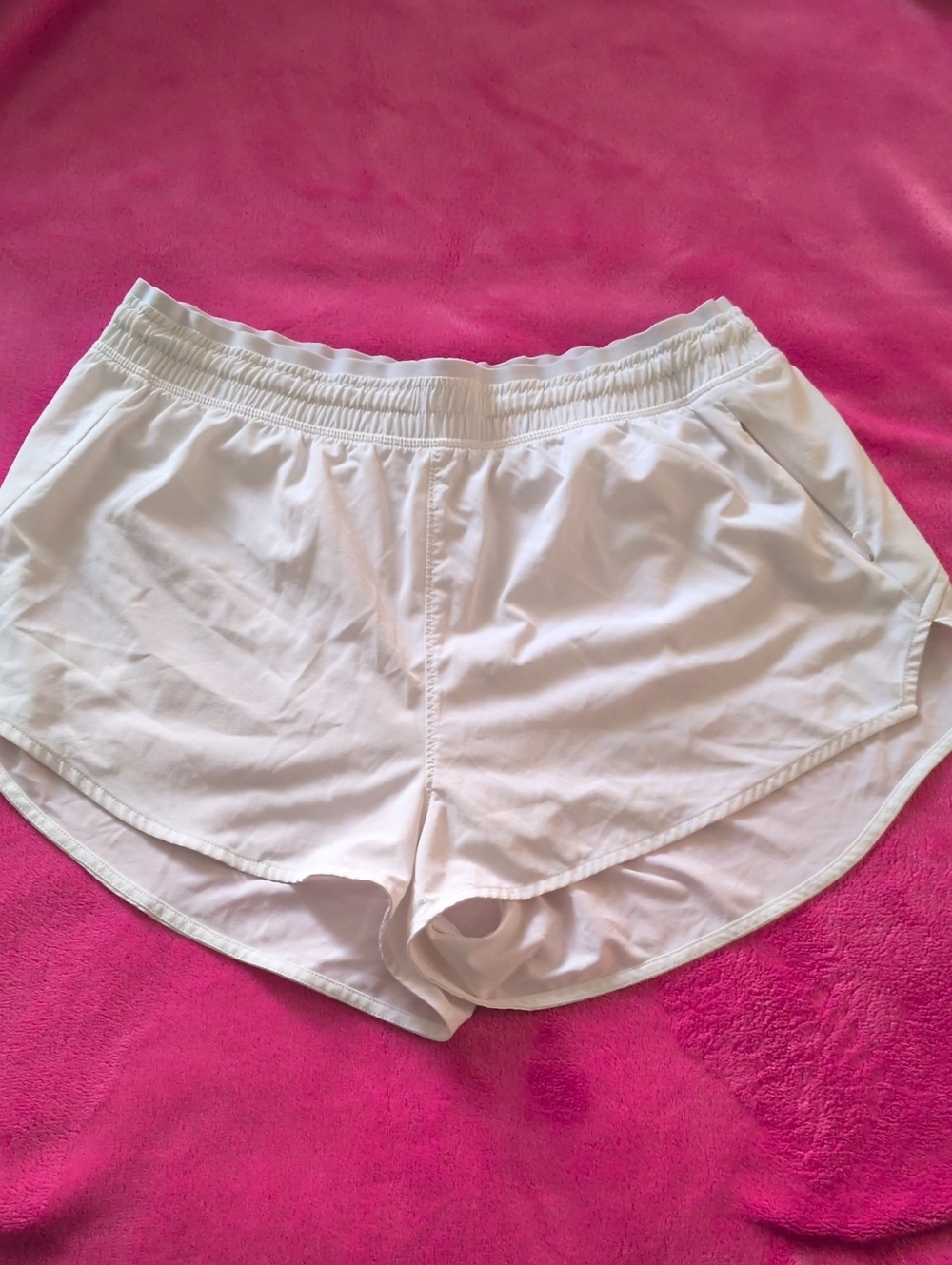 TnAction Women Short White  Athletic Shorts